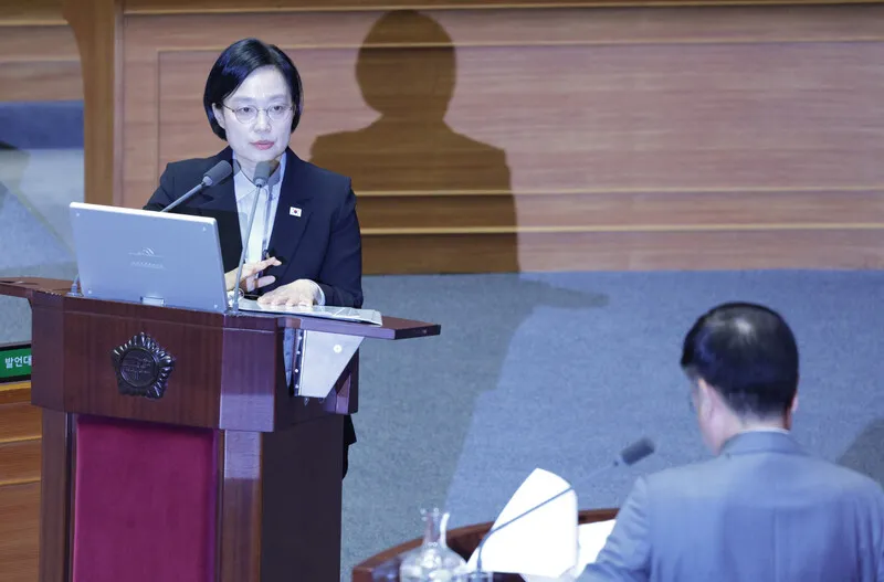 한 총리 “민심의 소리, 지지율 통해 듣고 있어…엄중하게 생각”