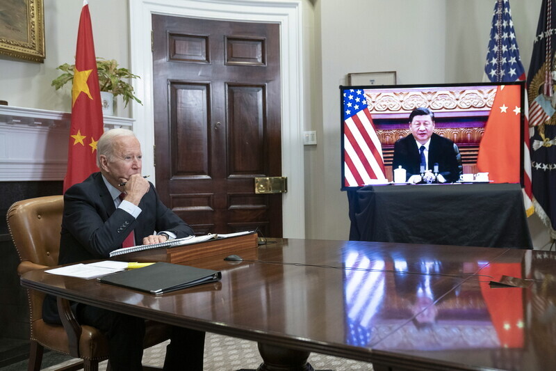 US President Joe Biden and Chinese President Xi Jinping discuss Taiwan during a virtual summit held on Nov. 15. (EPA/Yonhap News)