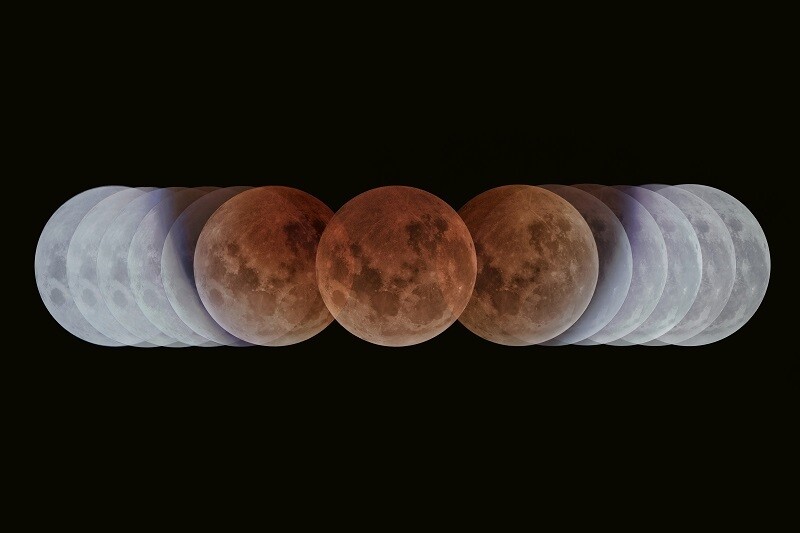 태양계 부문 은상 ‘달이 지구 본 그림자로 들어가서 나오는 순간들’(송가을). 2022년 11월8일 개기월식의 전 과정을 촬영한 사진이다. 지구의 본 그림자 크기를 알 수 있고, 본 그림자에 들어가면 달의 색깔이 어떻게 변하는지를 한눈에 알 수 있도록 표현했다.