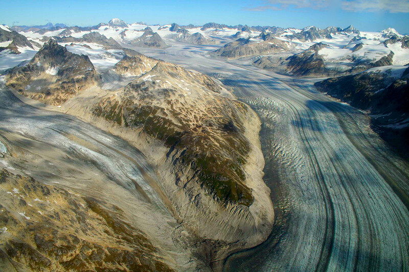 빙하가 확장돼 해수면 온도가 내려가고 가뭄이 길어지는 등의 기후변화가 인구 급감을 불러왔다. 사진은 알래스카 빙하
