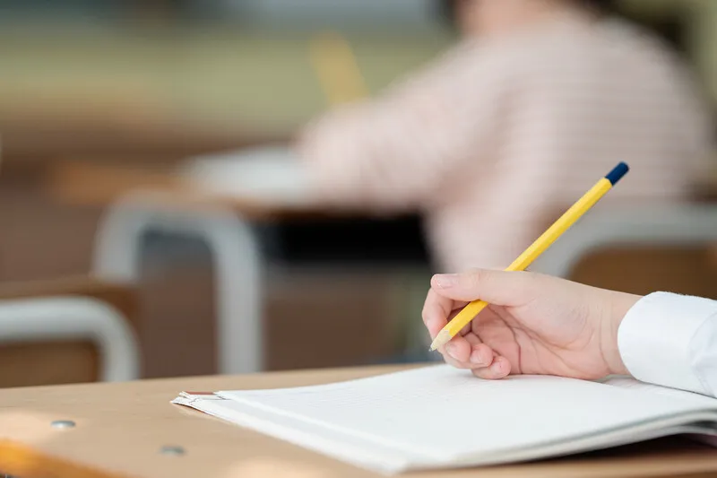 "학생 맞춤형 수업" 교사, OECD 평균 88%인데...한국은 46% - 뉴스 썸네일 이미지