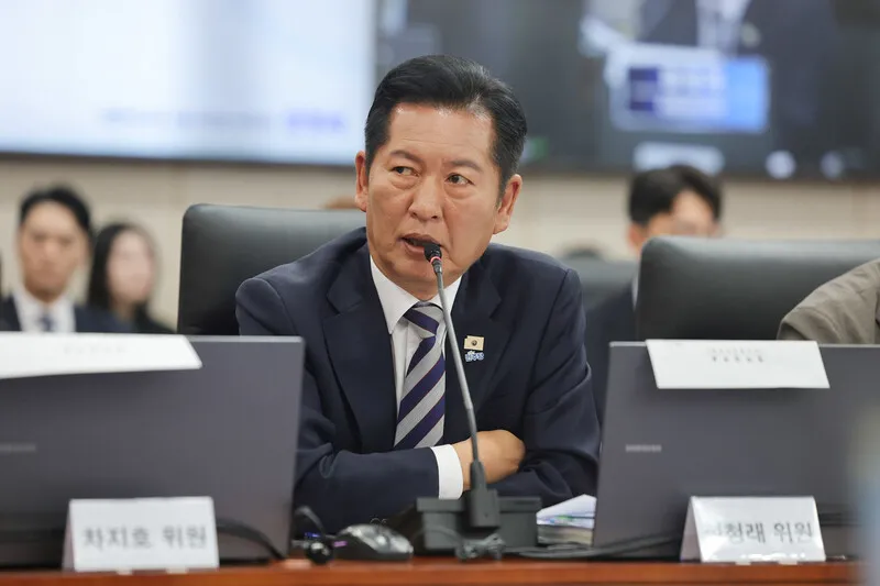 Jung Cheong-rae's US visa on hold, switches overseas audit to Europe