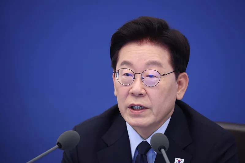 이 대통령 “관계성·무차별 범죄에 전쟁 선포 각오로 특단 대책 수립해야”