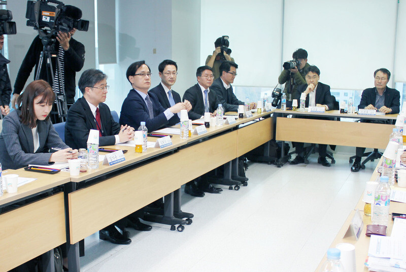 A public and private joint corporation meeting is held at the Yeoksam neighborhood Technology Center on Nov. 22