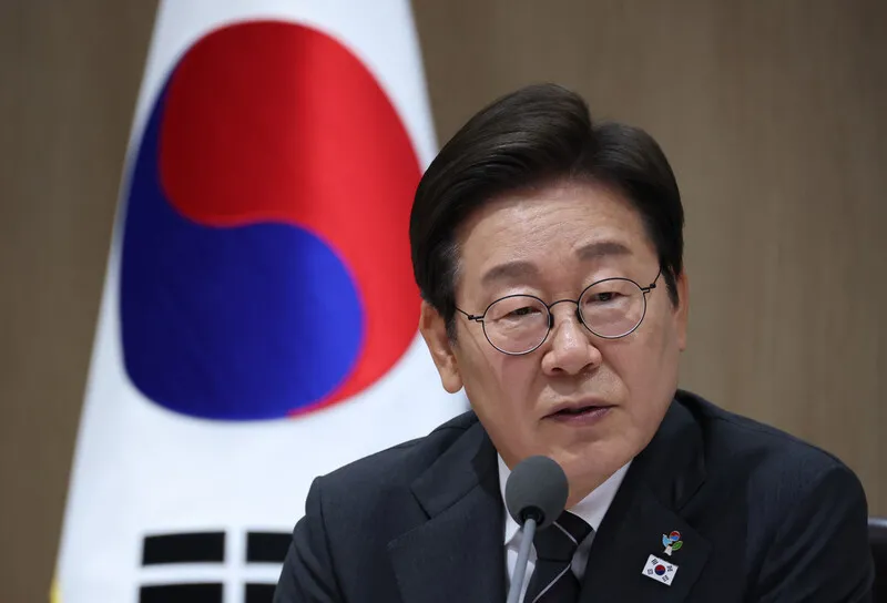 이 대통령의 나토 불참 결정은 옳았다 [문정인 칼럼]