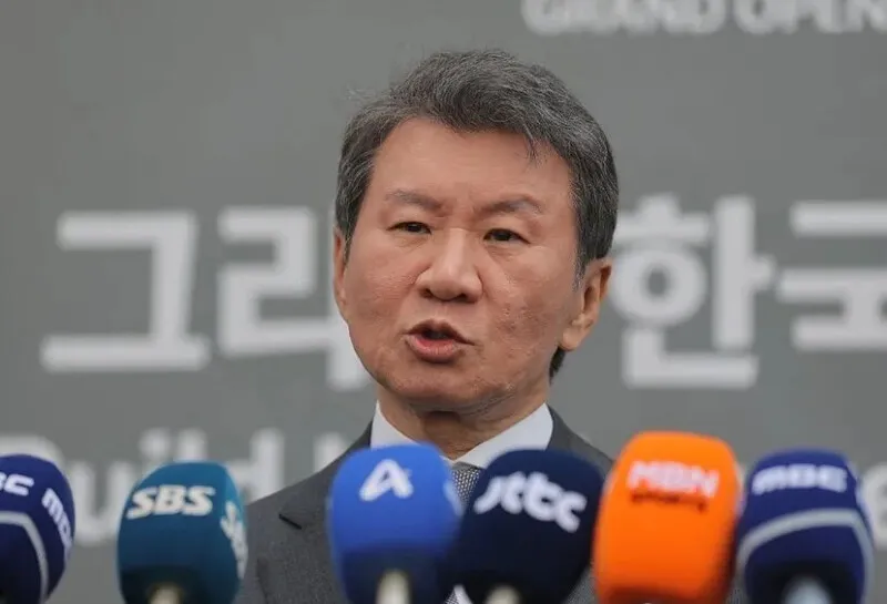 ‘홍명보 선임 부당개입 의혹’ 정몽규 전 축구협회장 피의자 조사