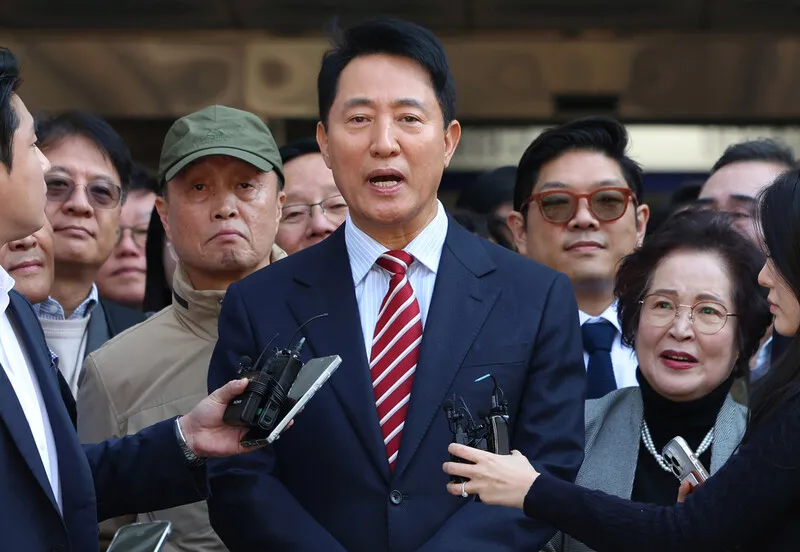 오세훈 ‘여론조사 대납’ 항소심 무죄…1심과 뭐가 달랐나
