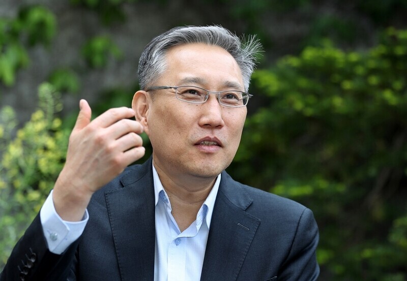 Nam Ki-jeong, professor at the Institute for Japanese Studies at Seoul National University. (Hankyoreh archives)