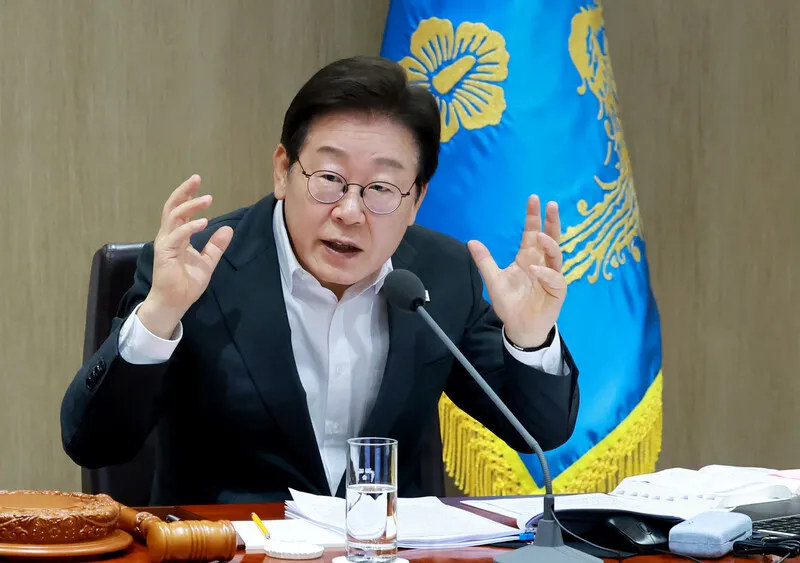 산사태 원인 제대로 따져보자 한 대통령, 엇박자 낸 환…