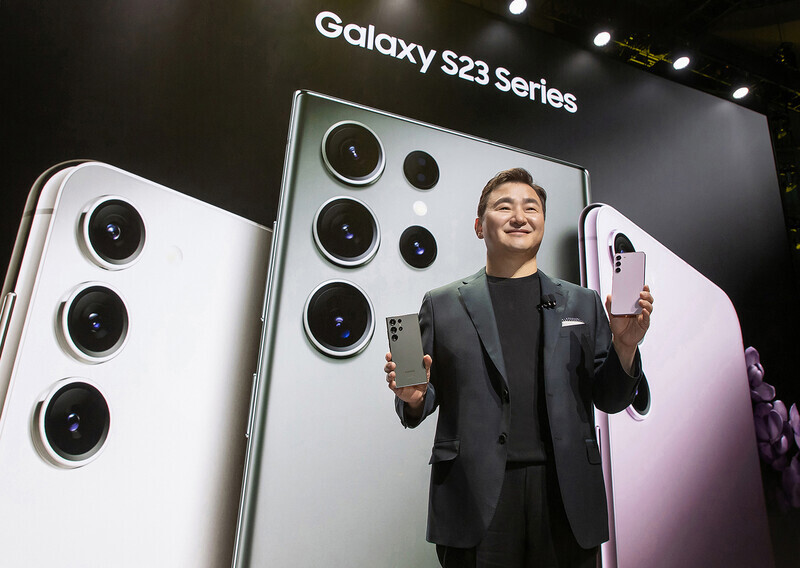 Roh Tae-moon, head of MX business at Samsung Electronics, takes part in the Galaxy Unpack 2023 event in San Francisco where he unveils the Samsung Galaxy S23 series. (courtesy of Samsung)