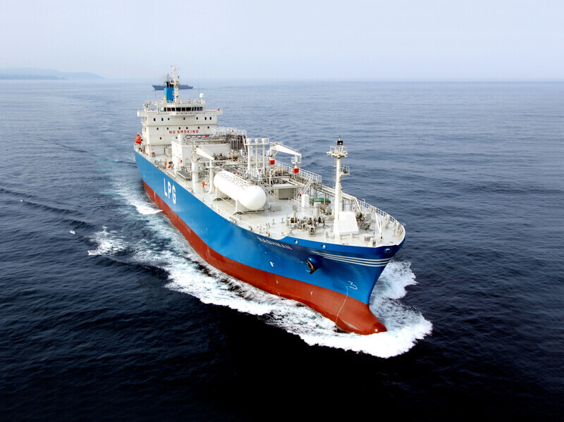 An LPG carrier built by Hyundai Heavy Industries Co. (provided by Korea Shipbuilding and Offshore Engineering)
