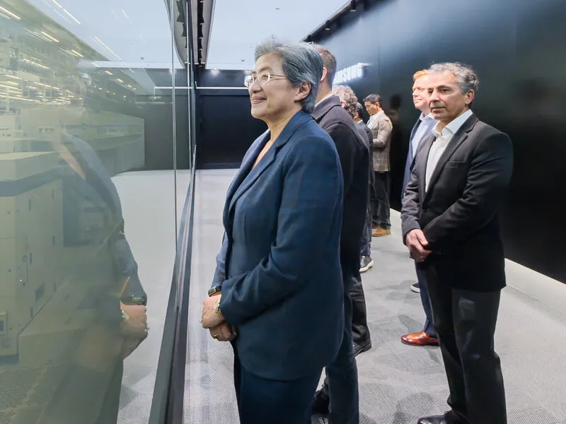 AI칩 후발 AMD도 ‘깜짝 실적’…반도체 기업 다함께 질주
