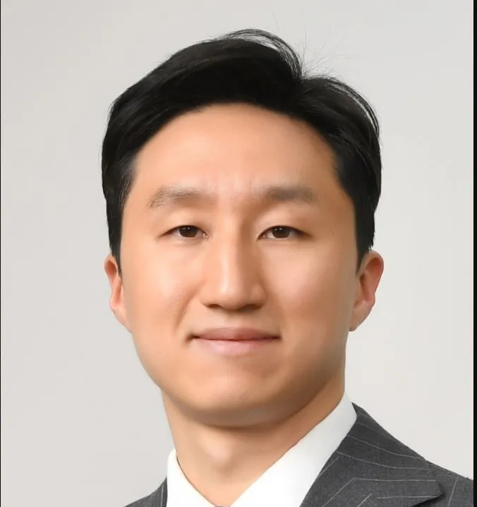 정기선, HD현대 회장 승진...37년 전문경영인 체제 끝내고 오너경영 - 뉴스 썸네일 이미지