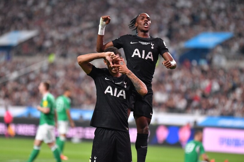 Brennon Johnson, who presented the first goal in the team in the first three minutes, expressed respect for his decade of devotion to Tottenham with Son Heung -min's 'click' ceremony. Coupang Play provided