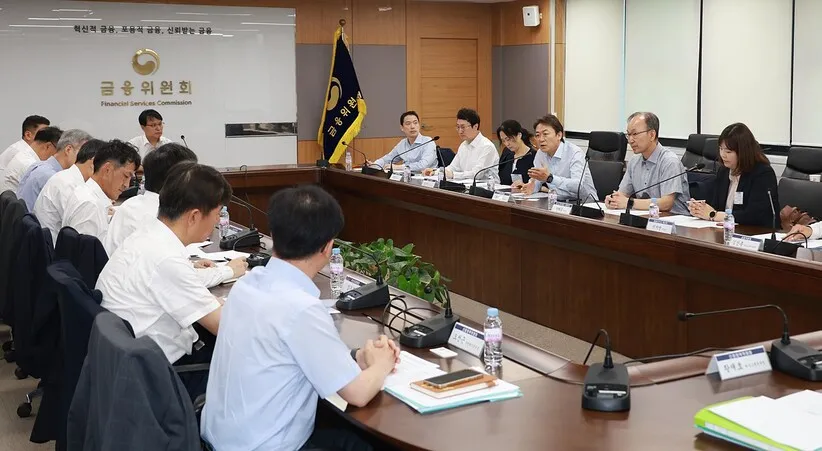 ‘채무 소각’ 10월부터 매입 시작…“당장 추심 중단”