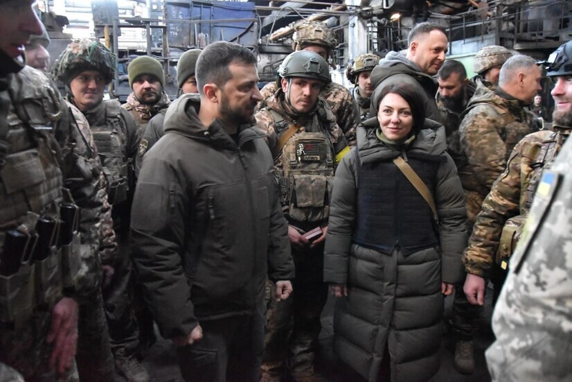 Ukrainian President Volodymyr Zelenskyy meets with Ukrainian soldiers on a Dec. 20 visit to Bakhmut, in Donetsk Oblast, where a fierce battle is underway with the Russian army. (Screenshot of Hanna Maliar’s Facebook page)
