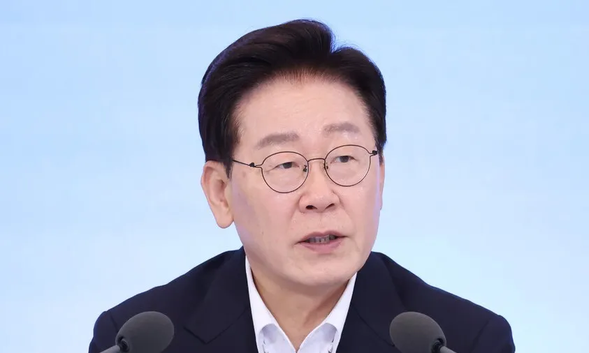 이 대통령 “AI 이후의 먹거리, 7대 첨단 기술…핵심 전략 자산될 것”