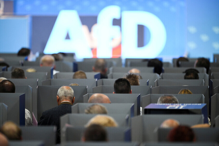 Far-right party Alternative for Germany (AfD) holds its party convention in Magdeburg, Saxony-Anhalt, in July. (Reuters/Yonhap)