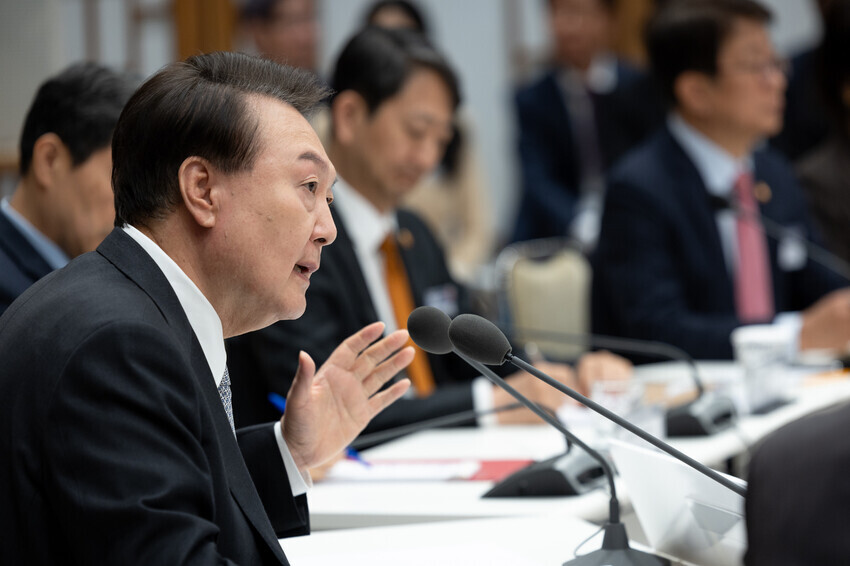 President Yoon Suk-yeol speaks at a meeting on economic policy held at the presidential office compound in Seoul on April 4, 2024. (courtesy of presidential office)