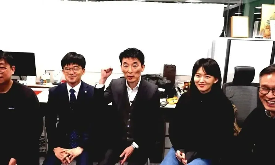 “변론권 아닌 조폭 언어”…김용현 변호인들, 법정모독죄로 고발당해