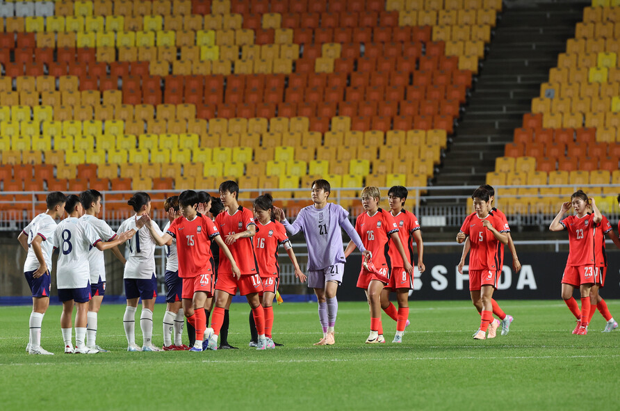 The women's soccer team is delighted after winning Taiwan 2-0 in the 3rd round of the 2025 East Asian Football Federation (EAFF) E-1 Championship (East Asian Cup) held at the Suwon World Cup Stadium on the 16th. Yonhap News