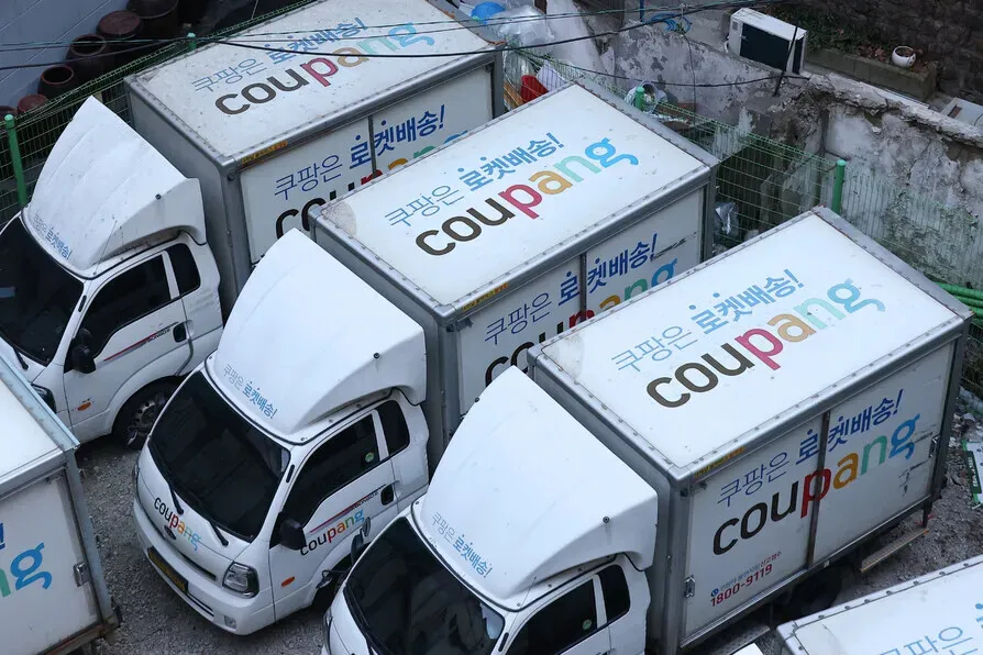 [Editorial] Coupang’s attempt to hide behind US won’t win back Korean consumers