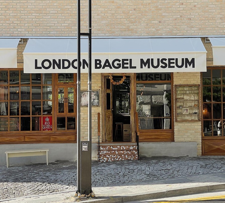 런던베이글뮤지엄 매장 모습. 런던베이글뮤지엄 공식 인스타그램 갈무리