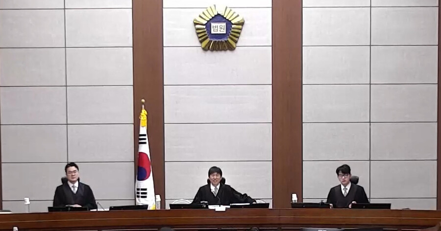 “수사·체포·심사 위법 아냐”…윤석열 주장 다 배척한 내란 재판부