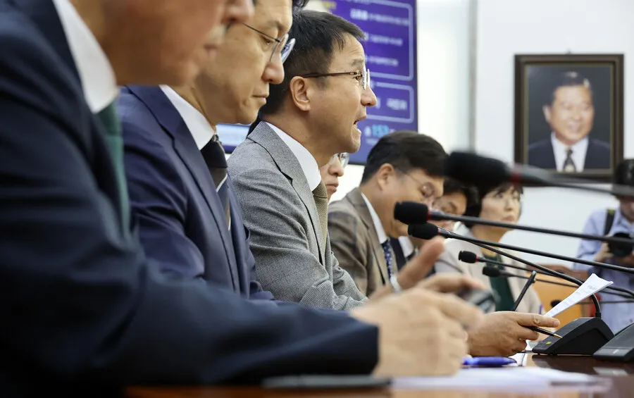 민주, 사회적 대화 중 ‘주 52시간 예외’ 초광역특구법 발의…노동계 반발