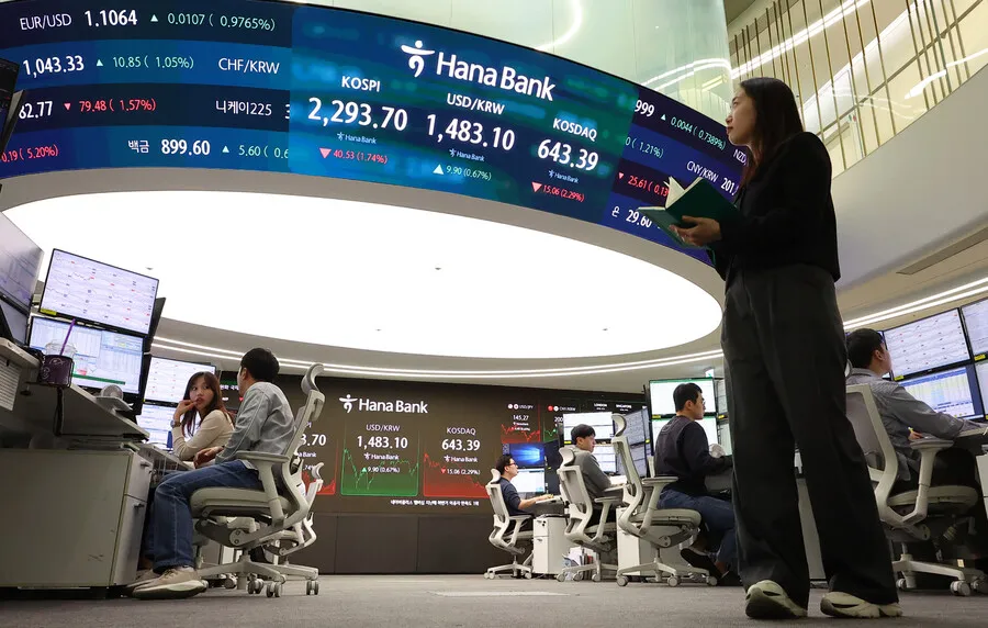 원/달러 환율 1500원 돌파 임박? 금융위기 이후 최고치 경고…코스피도 2300선 붕괴
