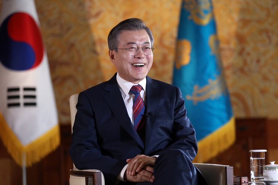 South Korean President Moon Jae-in in an interview with the BBC at the Blue House on Oct. 12. (provided by the Blue House)