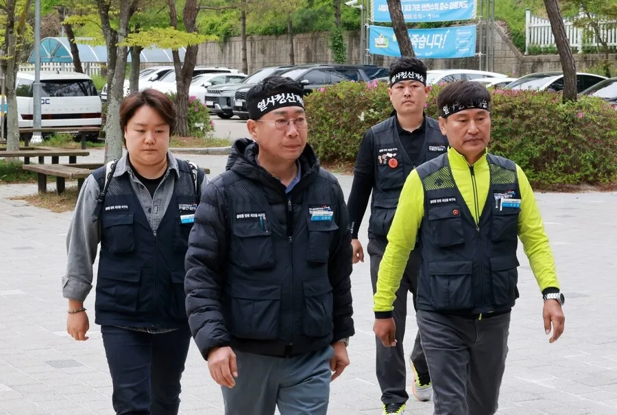 정부 '노란봉투법 별개' 선긋지만...특고-원청 교섭 물꼬 텄다 - 뉴스 썸네일 이미지