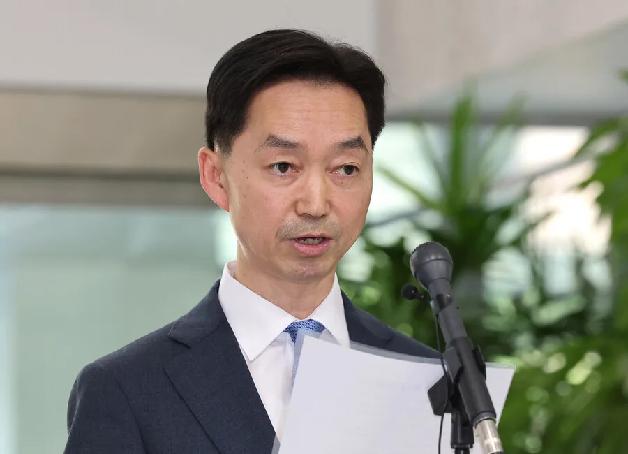 김지용, 김상희 전 민주당 의원에 정치후원금 100만원