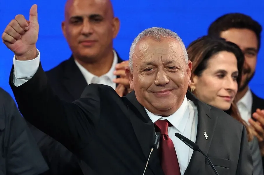 Gadi Eisenkot urges Netanyahu to retire after Israeli election