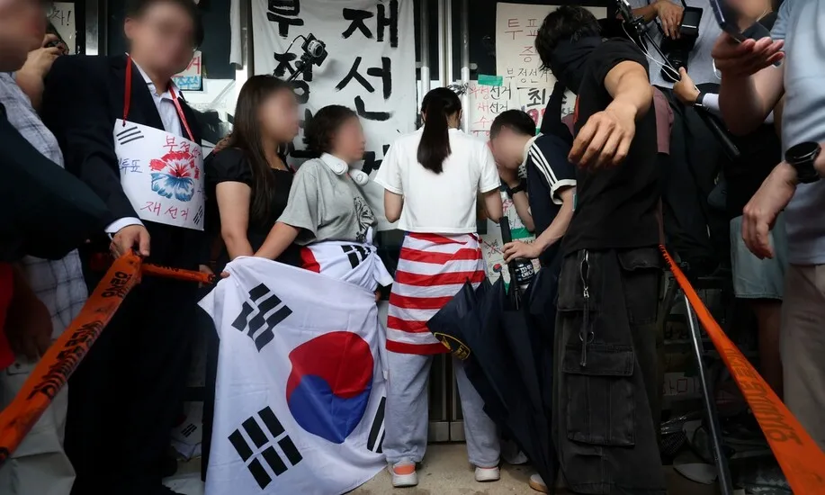 ‘올공 시위’ 석달째…“곧 입시철인데” 수험생들 피해 우려