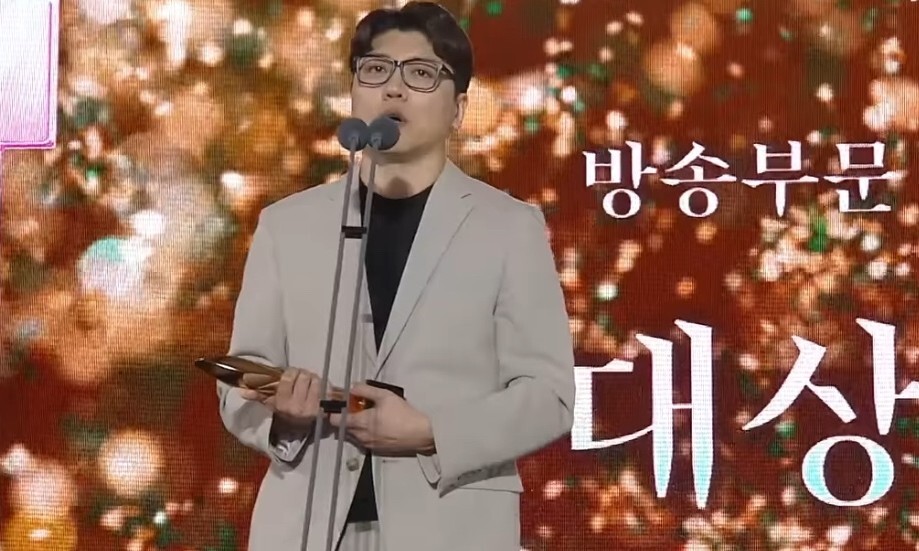 흑백요리사' 예능 최초 백상 대상…시청자는 갑론을박