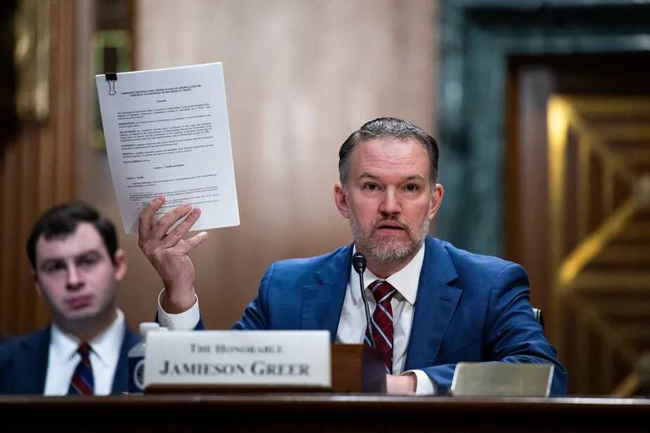 Beginning on the 24th, local time, the Office of the U.S. Trade Representative began imposing tariffs of 10–12.5% on 60 economic entities, including South Korea, representing more than 80 countries, citing insufficient implementation and enforcement of a system banning imports of products made with ‘forced labor.’ The measure is based on Section 301 of the Trade Act; South Korea is Japan