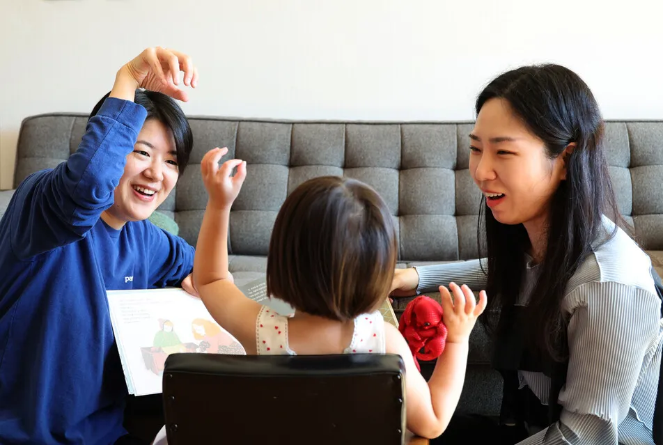 동성부부는 배우자 출산휴가도 못 가…‘혼인평등소송’ 계속하는 이유