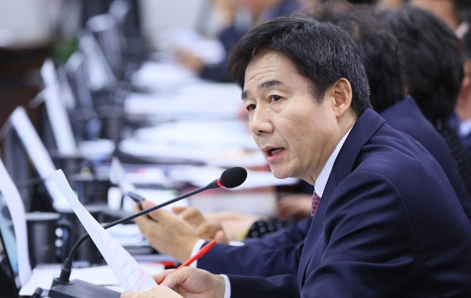 민주당 복당 시도하던 이용호, 국민의힘 공동선대위원장으로