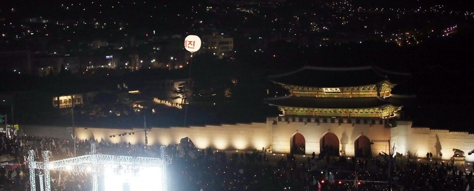 Despite frosty weather, 800,000 gather to demand Pres. Park’s impeachment