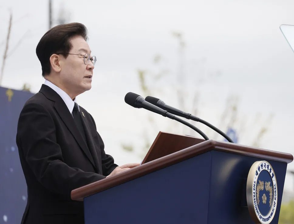 여당 5선 이상 만찬서 “조국혁신당과 합당해야”… 대통령도 긍정 반응