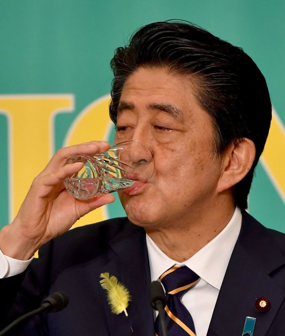 Japanese Prime Minister Shinzo Abe at a roundtable discussion at the Japan National Press Club on July 3. (AFP/Yonhap News)