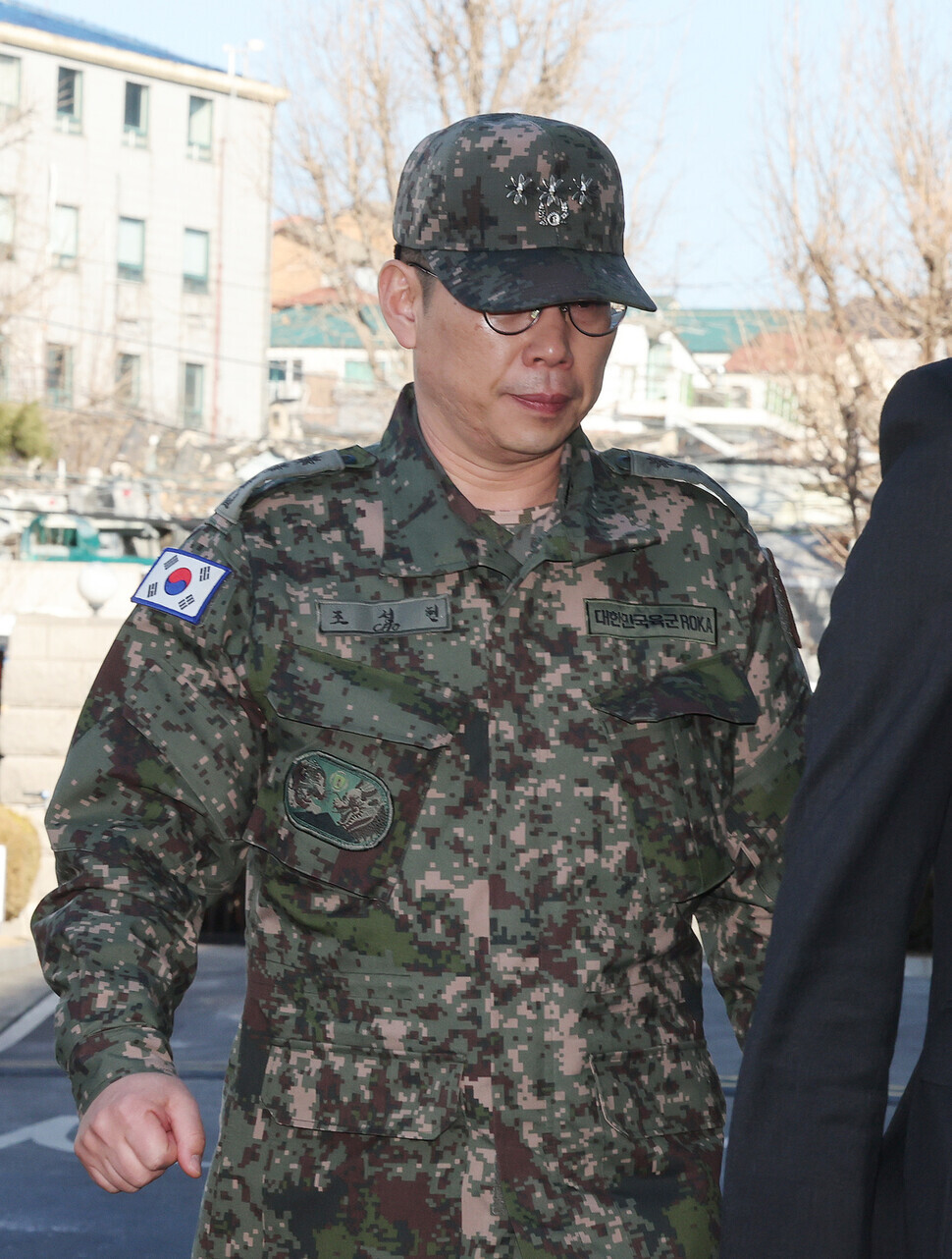 조성현 전 수도방위사령부 제1경비단장이 2025년 2월13일 서울 종로구 헌법재판소 재판정에 출석하고 있다. 신소영 기자 viator@hani.co.kr