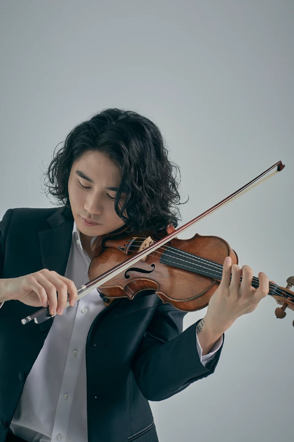 Violinist Yang In-mo won the top prize at the 12th International Jean Sibelius Violin Competition. (provided by Kumho Art Hall)