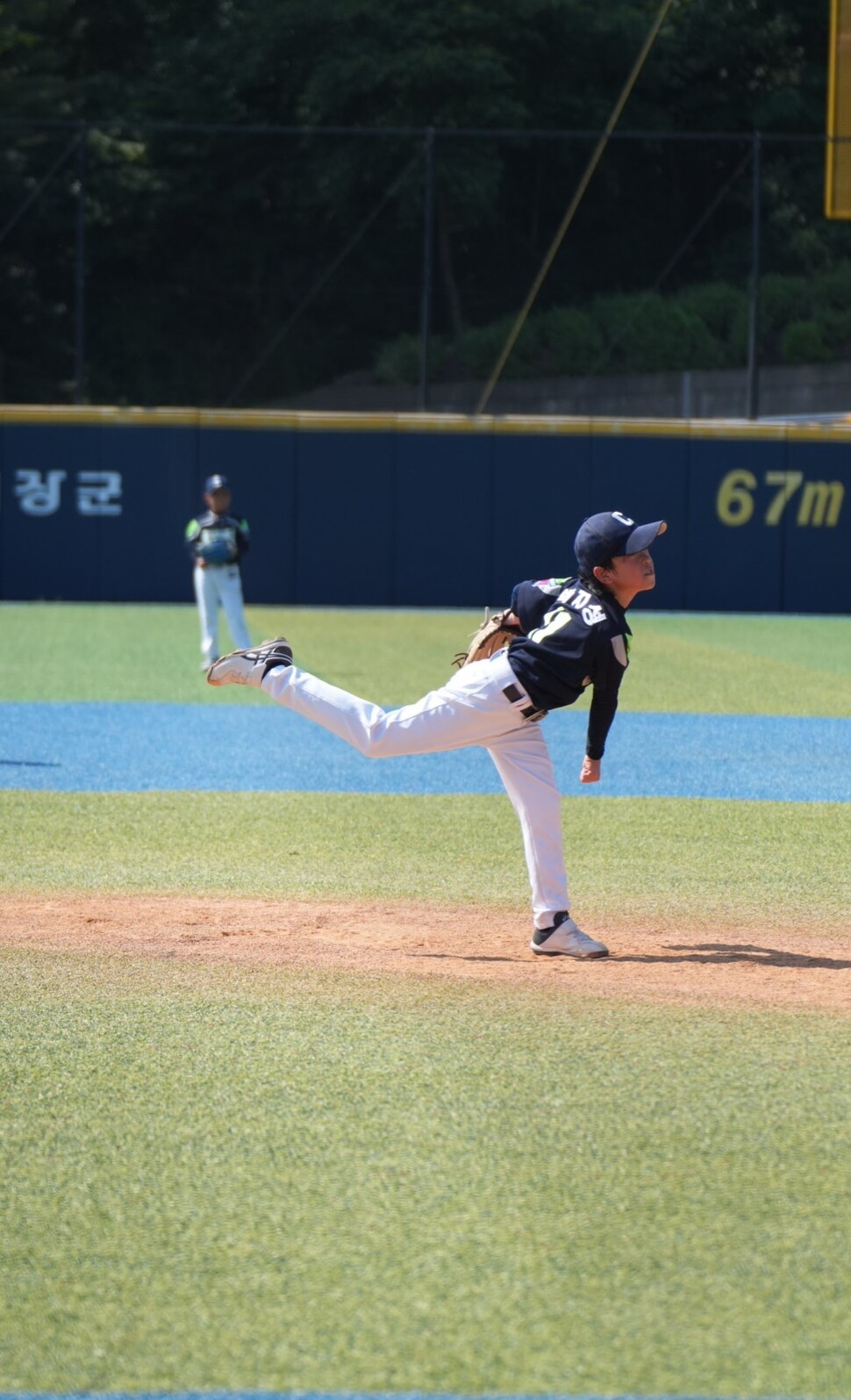 “할아버지, 가지 마세요!”를 외쳤던 조카는 야구를 좋아합니다. 조카의 이름은 박지성. 야구하는 박지성이 배트와 글러브를 오가는 것처럼 다양한 방식의 글쓰기를 시도할 필요가 있습니다. 박은지 제공