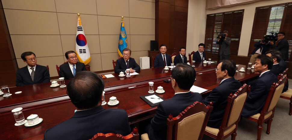 President Moon Jae-in is brief on his special envoys’ visits to the US