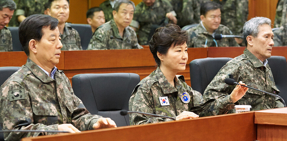 박 대통령, 3군 사령부 방문…북 동향·군 대비 태세 점검