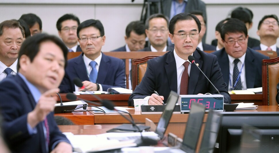 South Korean Unification Minister Cho Myung-gyon listens to a question from lawmakers during an audit by the Foreign Affairs and Unification Committee at the National Assembly on Oct. 13 (Yonhap News)