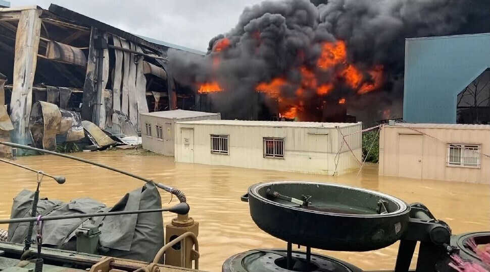 The Marine Corps mobilized KAAVs to assist firefighters in Pohang reach the source of a blaze at the POSCO steel plant in the city on Sept. 6. (courtesy ROK Marine Corps Headquarters)