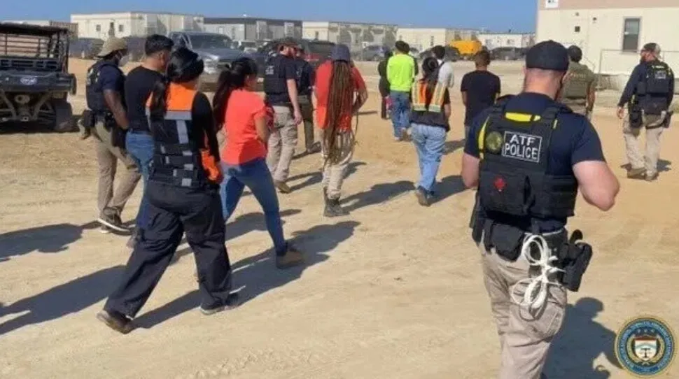 "조지아서 구금됐던 한국인 노동자 50여명, 미국 재입국" - 뉴스 썸네일 이미지